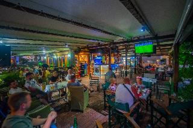 Bar