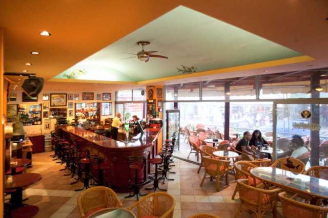 Bar