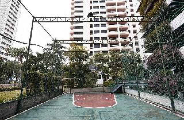 Desportos y Entretenimento