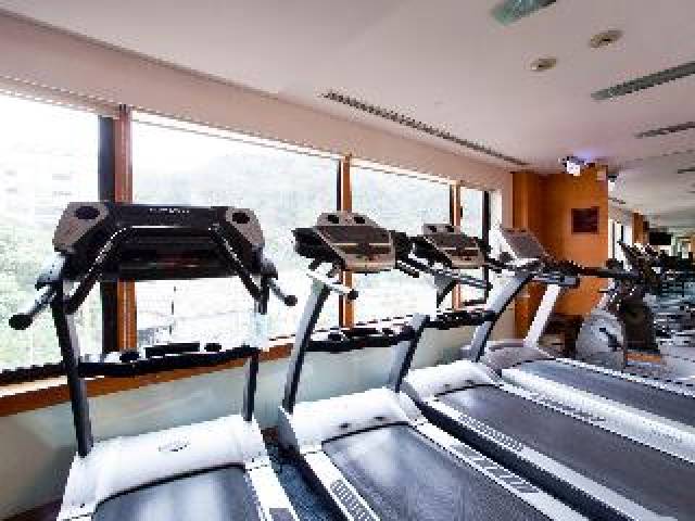 Desportos y Entretenimento