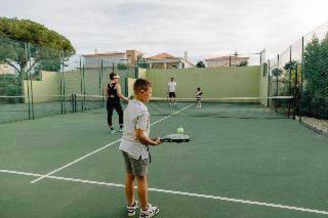 Desportos y Entretenimento