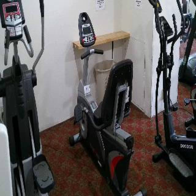 Desportos y Entretenimento