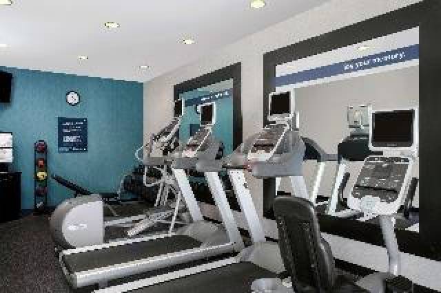 Desportos y Entretenimento