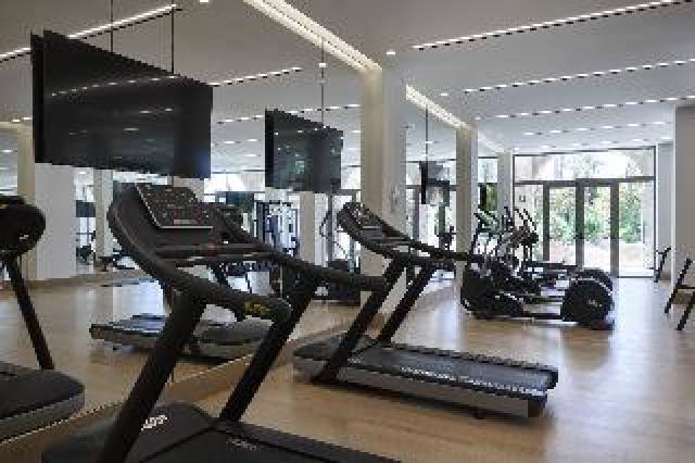 Desportos y Entretenimento