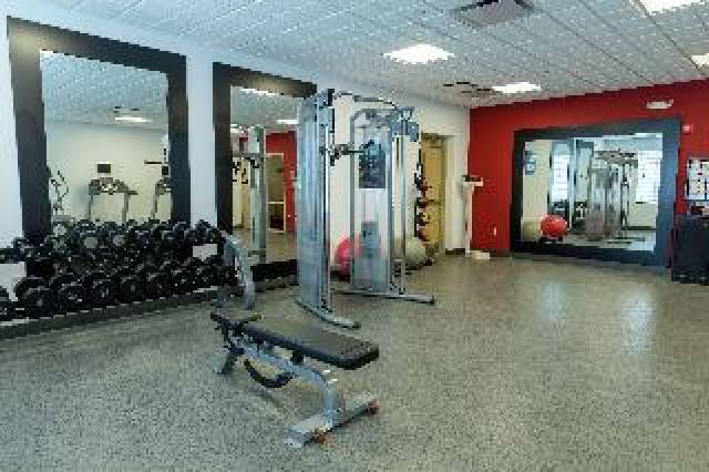 Desportos y Entretenimento
