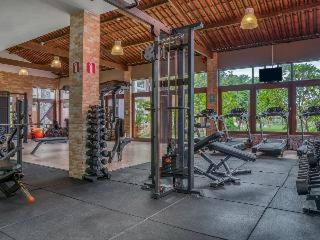 Desportos y Entretenimento