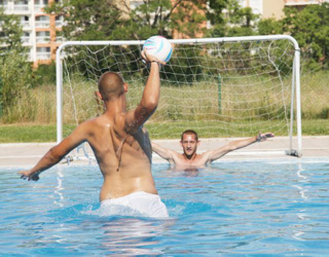 Desportos y Entretenimento
