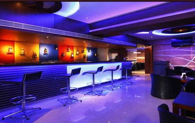 Bar