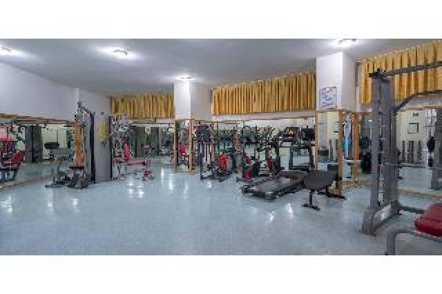 Desportos y Entretenimento