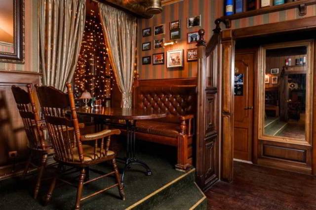 Bar