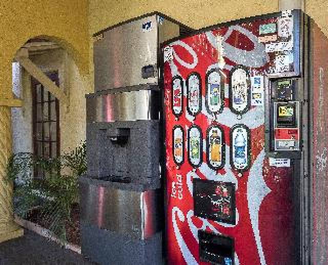 Desportos y Entretenimento