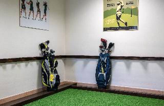 Desportos y Entretenimento