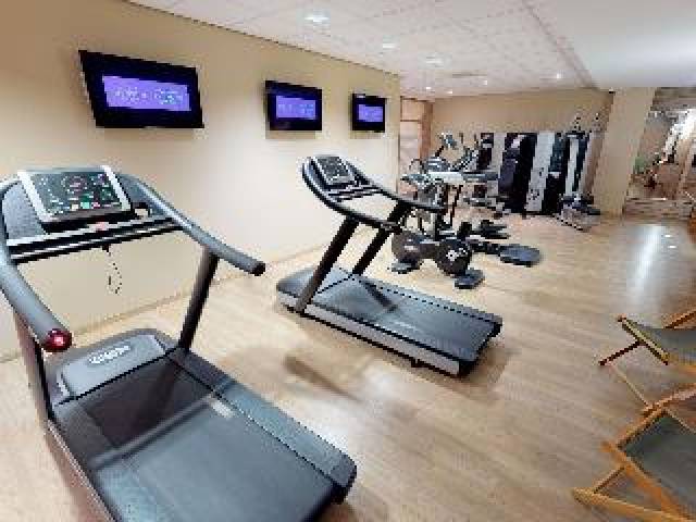 Desportos y Entretenimento