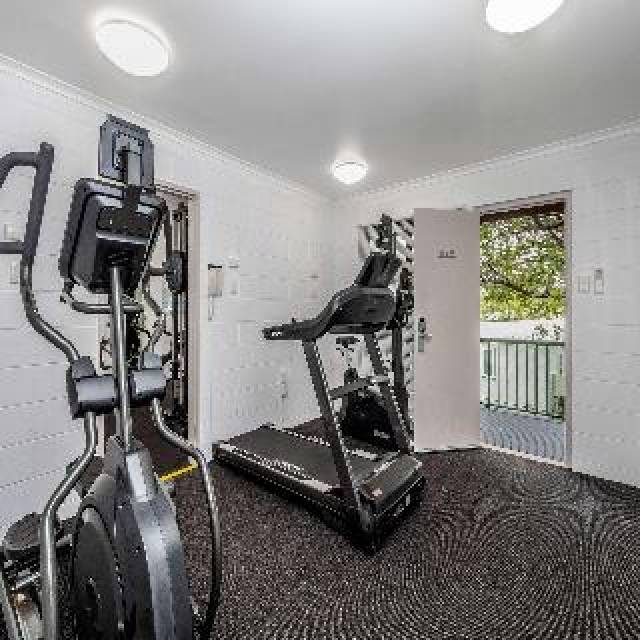 Desportos y Entretenimento