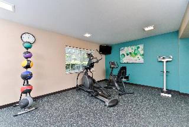 Desportos y Entretenimento