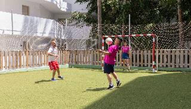 Desportos y Entretenimento