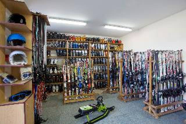 Desportos y Entretenimento