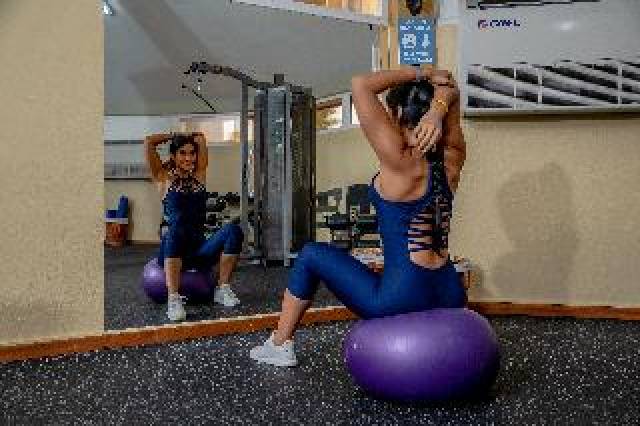 Desportos y Entretenimento