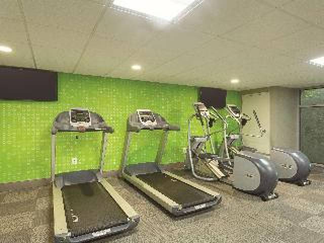 Desportos y Entretenimento
