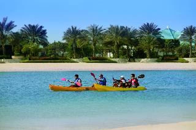 Desportos y Entretenimento