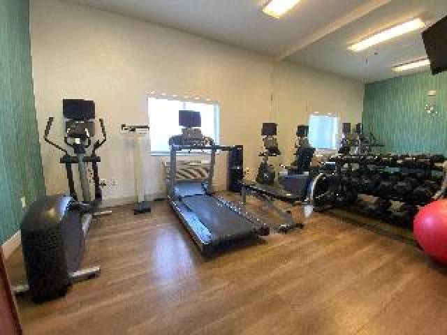 Desportos y Entretenimento