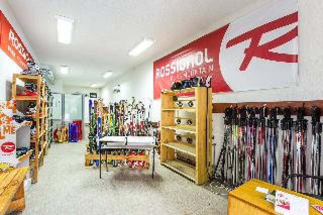 Desportos y Entretenimento