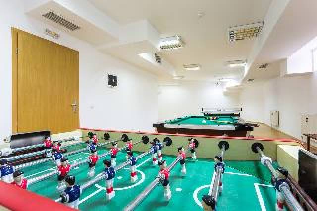 Desportos y Entretenimento