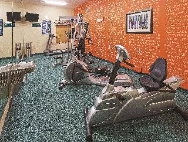 Desportos y Entretenimento