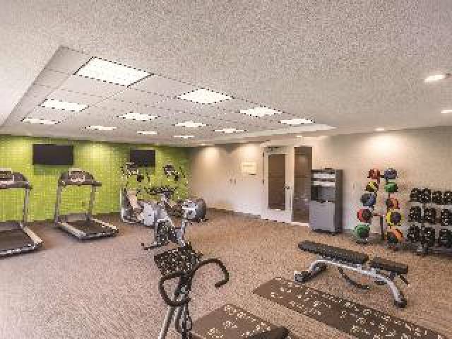 Desportos y Entretenimento