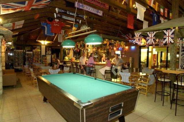 Bar