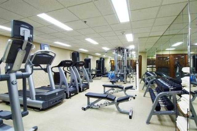 Desportos y Entretenimento