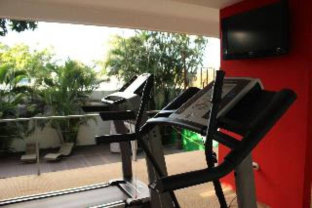 Desportos y Entretenimento