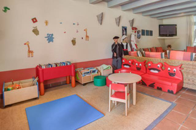Desportos y Entretenimento