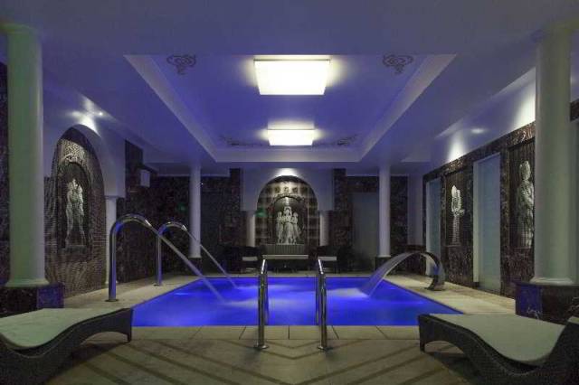 Piscina