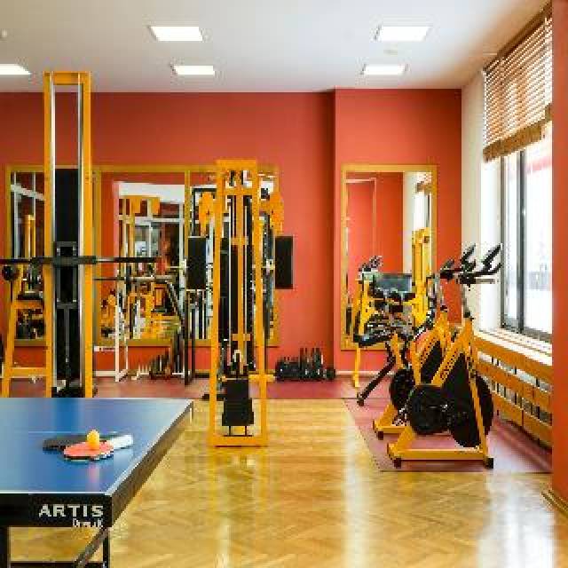 Desportos y Entretenimento