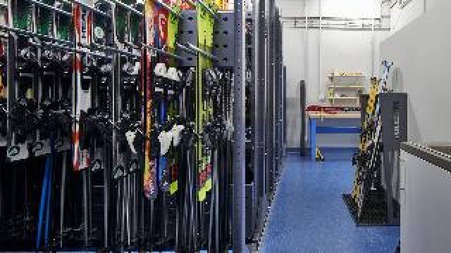 Desportos y Entretenimento