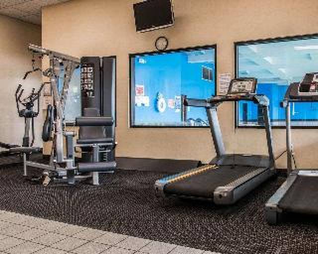 Desportos y Entretenimento