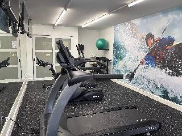 Desportos y Entretenimento