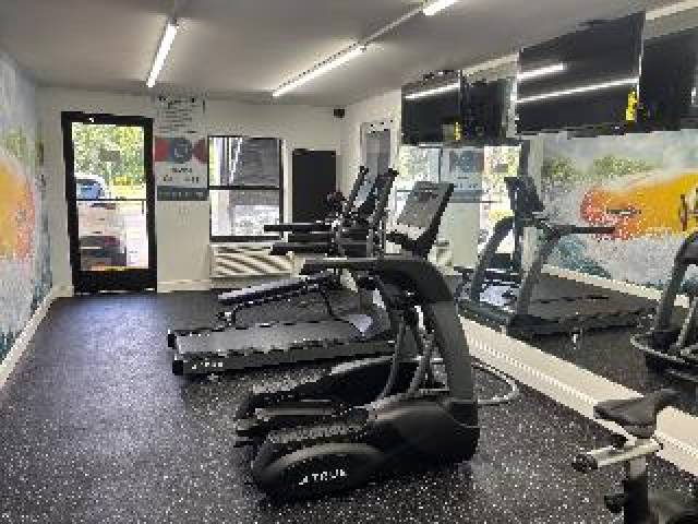 Desportos y Entretenimento