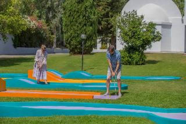 Desportos y Entretenimento