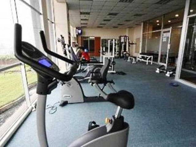 Desportos y Entretenimento