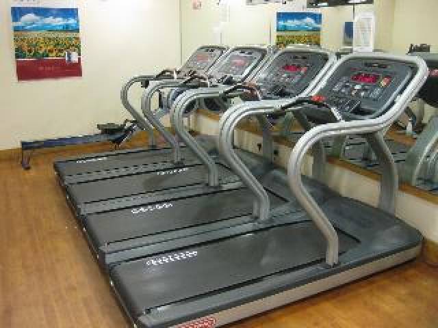 Desportos y Entretenimento