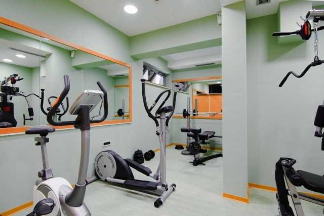 Desportos y Entretenimento