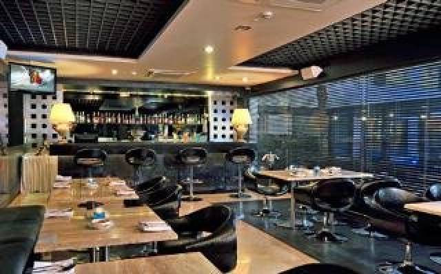 Bar