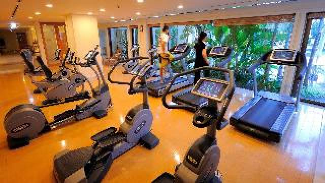 Desportos y Entretenimento