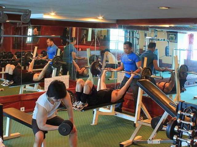 Desportos y Entretenimento