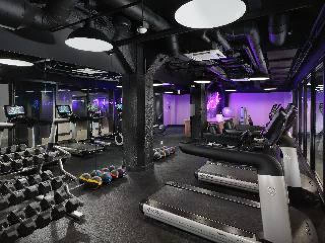 Desportos y Entretenimento