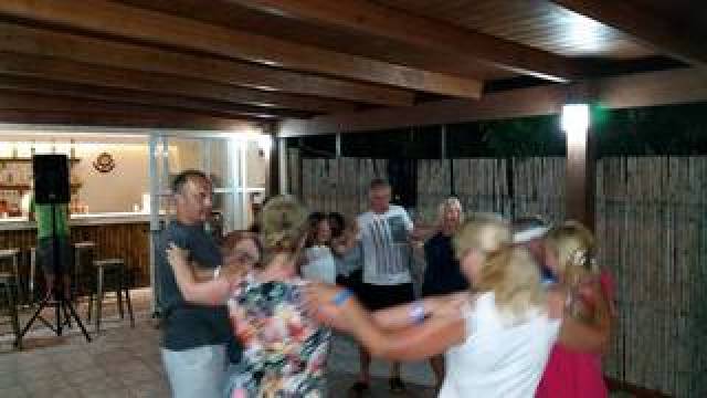 Desportos y Entretenimento