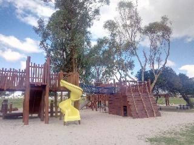 Desportos y Entretenimento