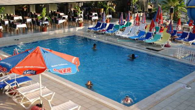 Piscina